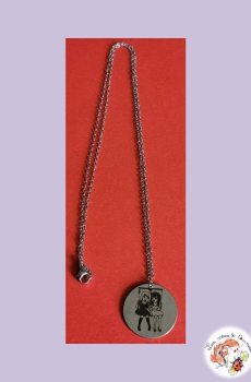 Chaine et son pendentif Indochine Alice et June