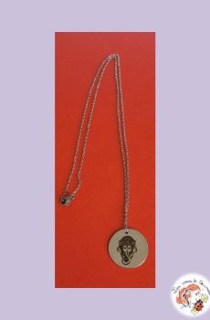 Chaine et son pendentif Indochine Karma Girls