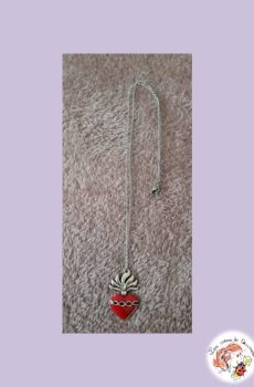 Chaine et son pendentif