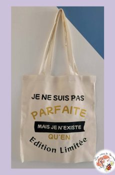 Tote bag